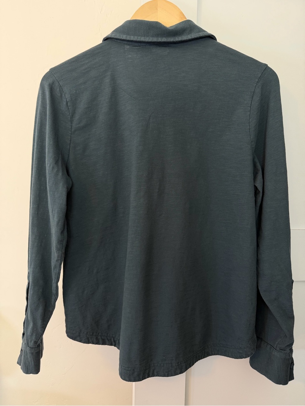 Pact Women’s 100% Organic Cotton Dark Teal Button Down Shirt - Picture 7 of 7